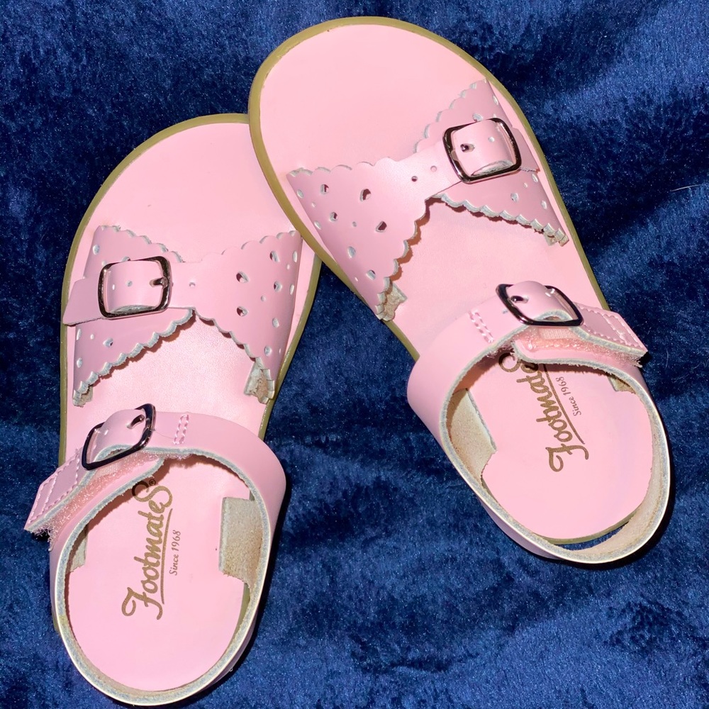 FootMates Pink Sandals. Girls size 9. $23 OBO